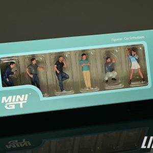 極致模型 1/64  Figurine: Car Enthusiasts #MGTAC36