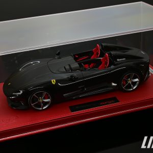 極致模型 1/18 Ferrari Monza SP2 black 含壓克力透明罩 限量300台#P18165A